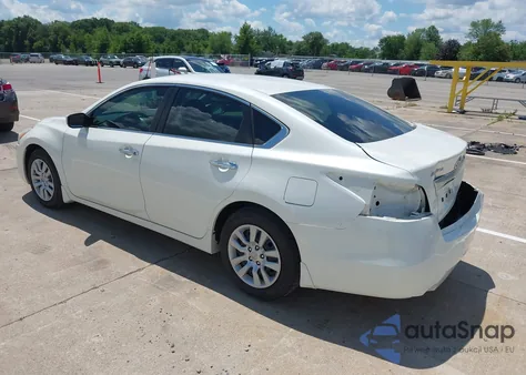 2015 Nissan Altima 2.5 S z USA, uszkodzony, nr VIN 1N4AL3AP5FC190433